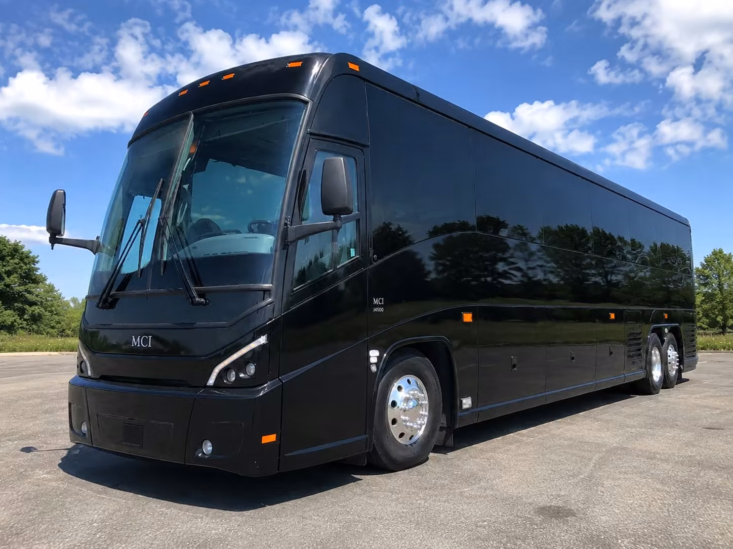 construction and workforce shuttle services in murrieta